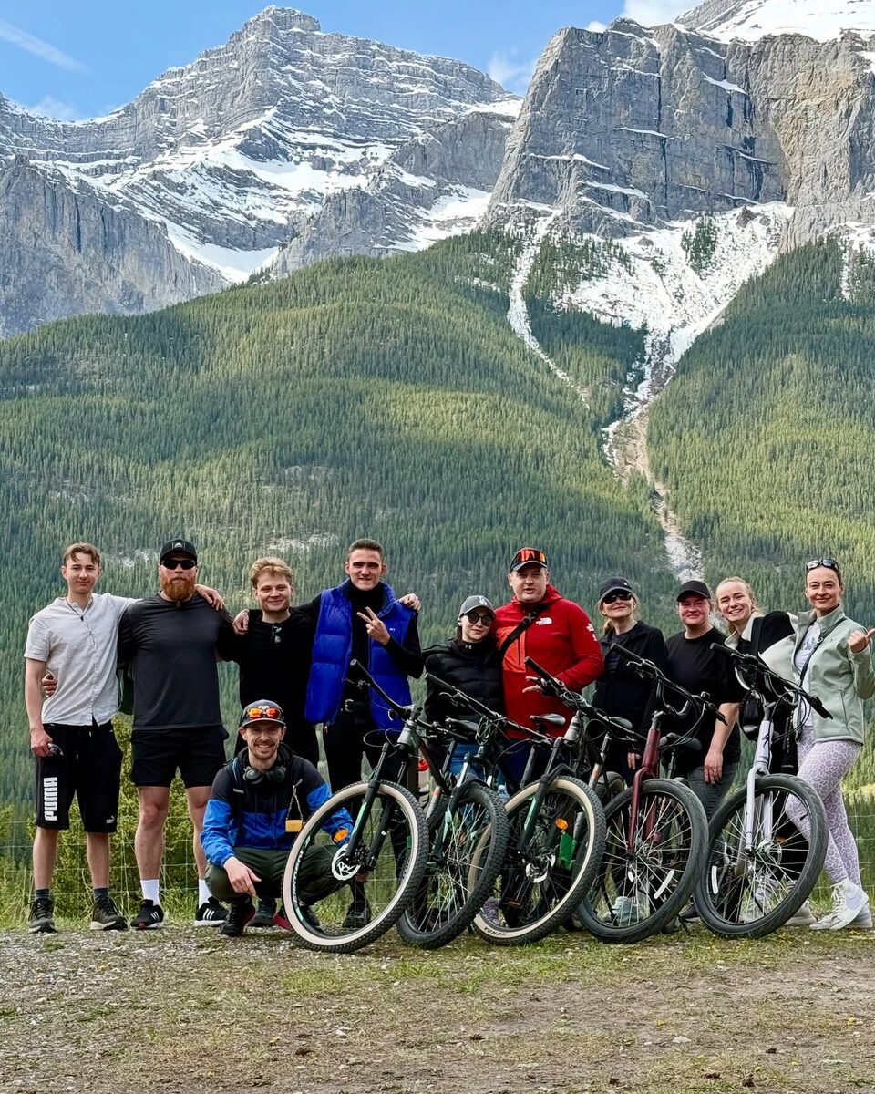 Top Choice Tours group in the Canadian Rockies — photo 8