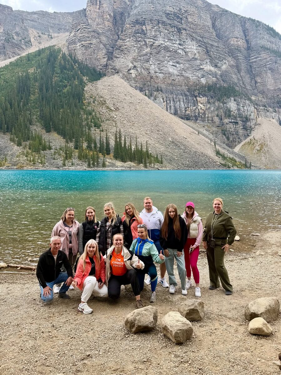 Top Choice Tours group in the Canadian Rockies — photo 16